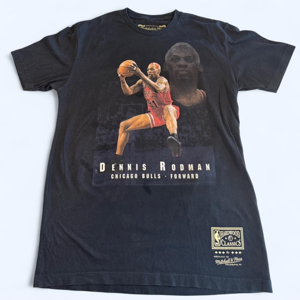 Dennis Rodman Chicago Bulls tee shirt